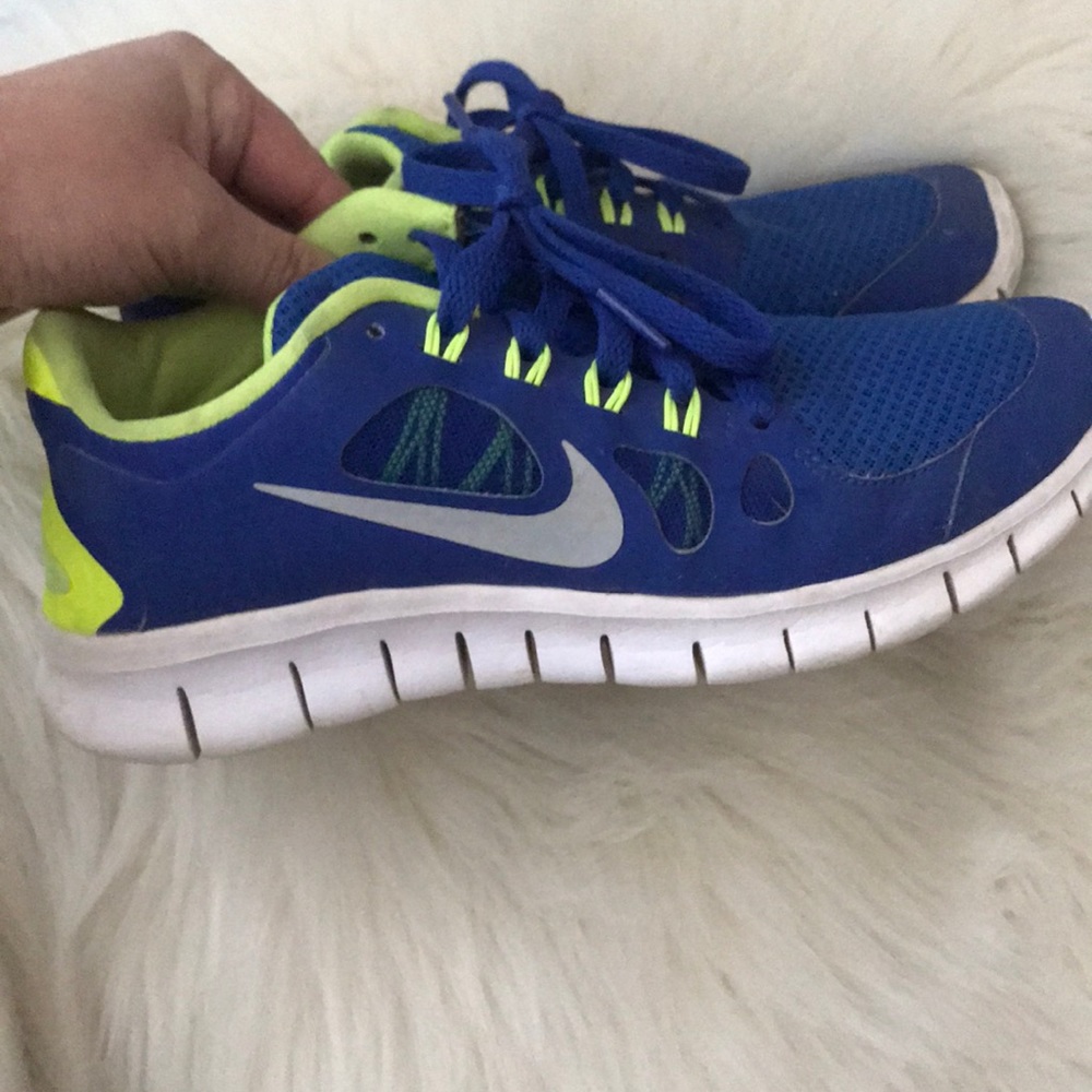 Worn about 8 times. Good condition Nike shoes